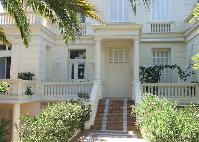 アパート Esprit Palladio Saint-Raphaël